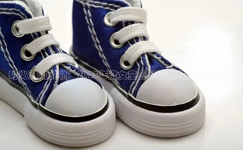 时尚潮流引领：2025年度女童春装运动鞋的创新设计